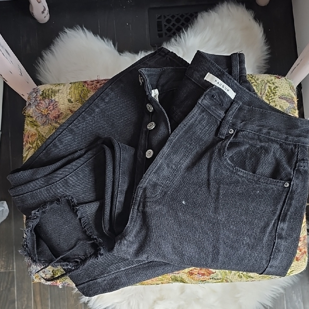 Black Denim Jeans with Frayed Hem
